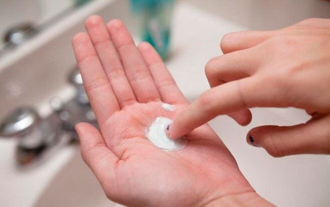 menggunakan soda kue di rumah